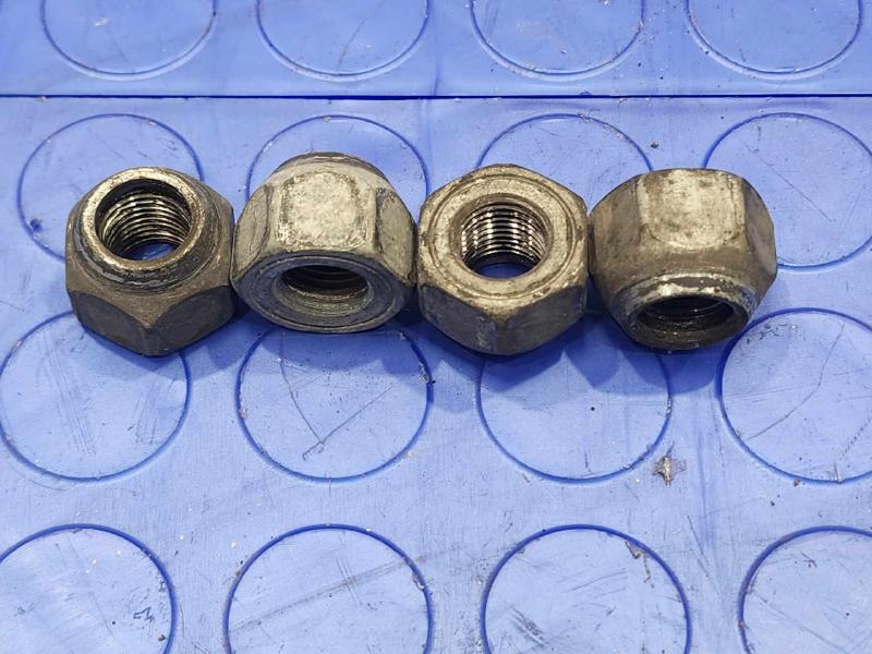 2020 Nissan Versa Lug Nuts