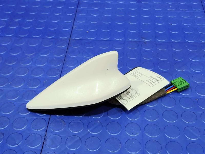 2025 Kia K4 Antenna