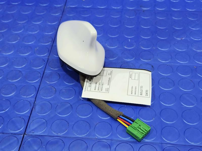 2025 Kia K4 Antenna