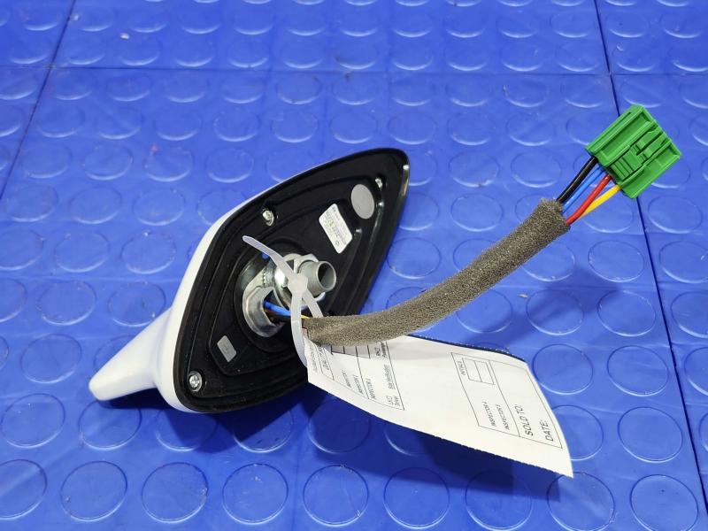 2025 Kia K4 Antenna