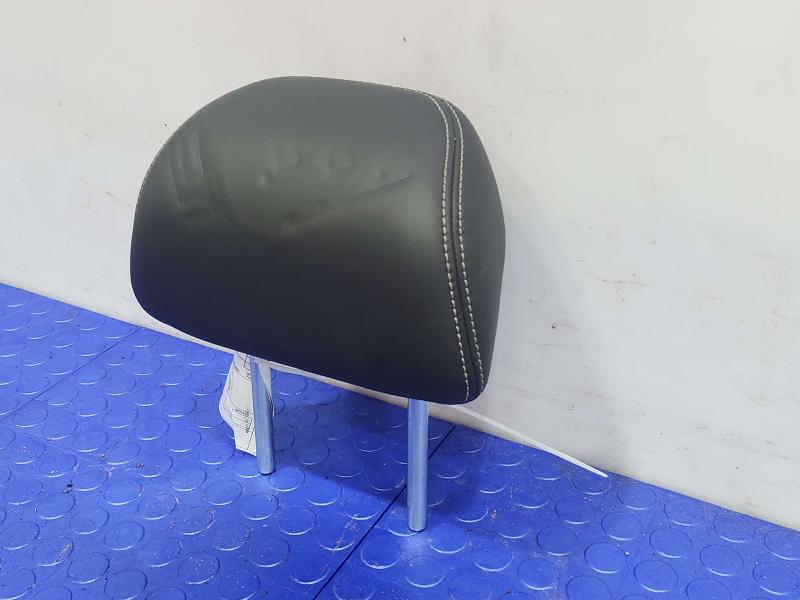 2018 Nissan Maxima Headrest