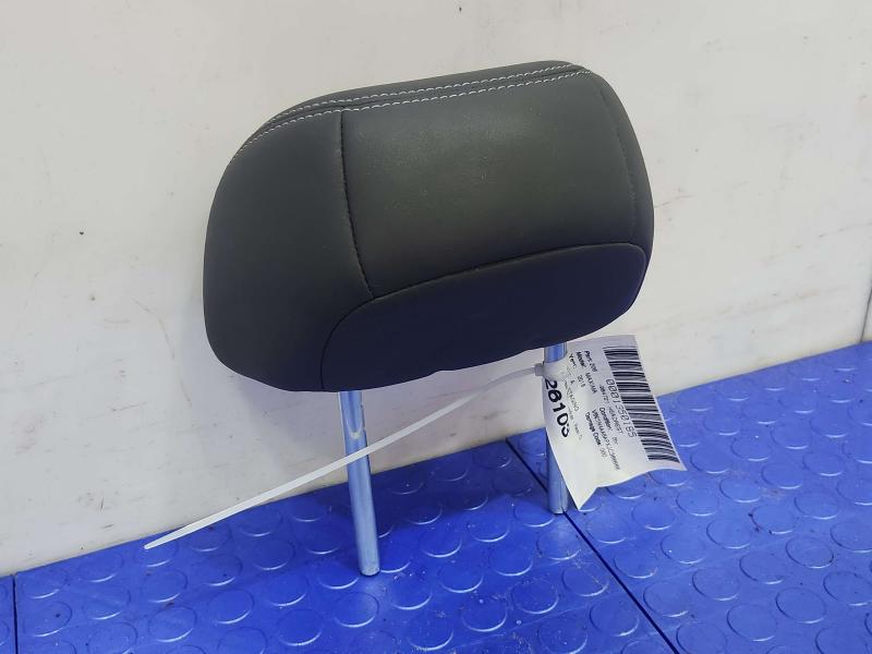 2018 Nissan Maxima Headrest