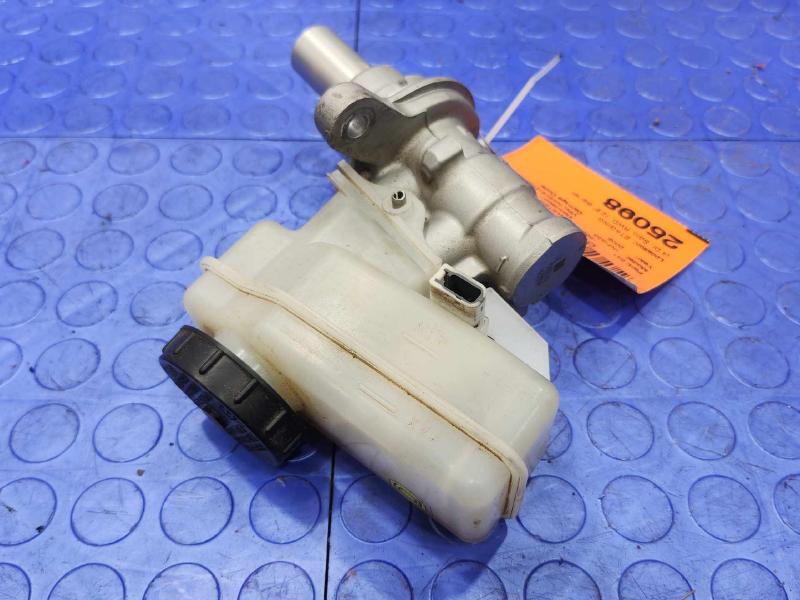 2008 Infiniti G35 Master Cylinder
