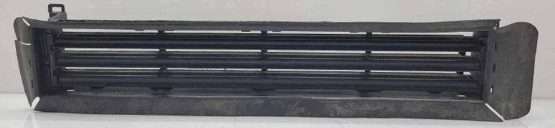 2015 - 2023 Nissan Murano Radiator Shutter Assembly OEM 623309HS0A