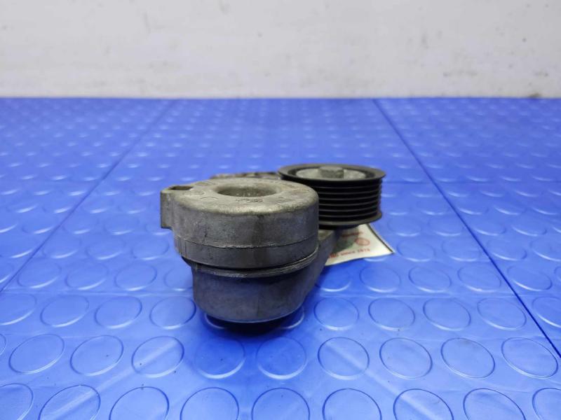 2010-2015 Volkswagen Touareg VR6 3.6L Engine Accessory Belt Tensioner OEM 22145299E