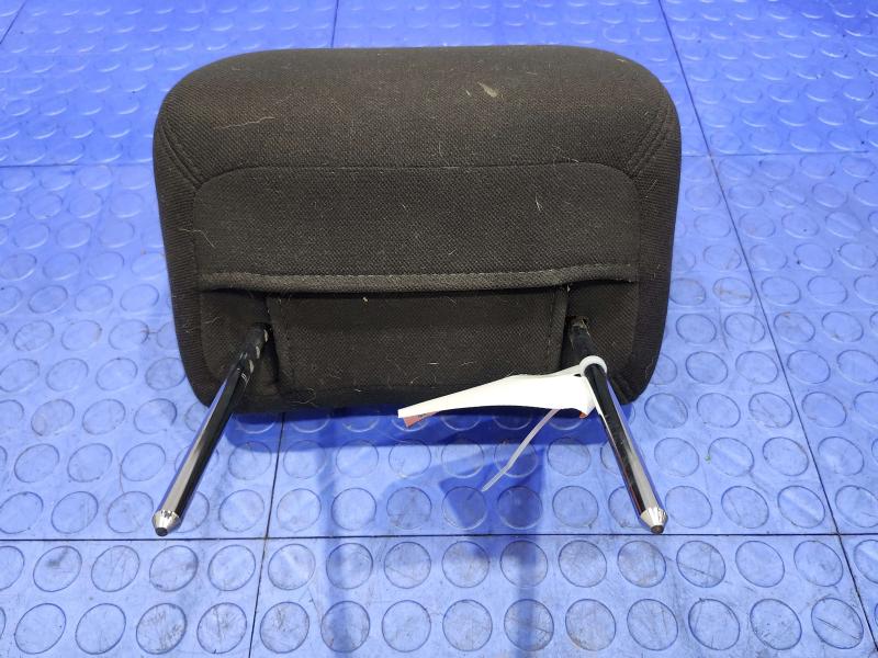 2010 Chevrolet Tahoe Headrest