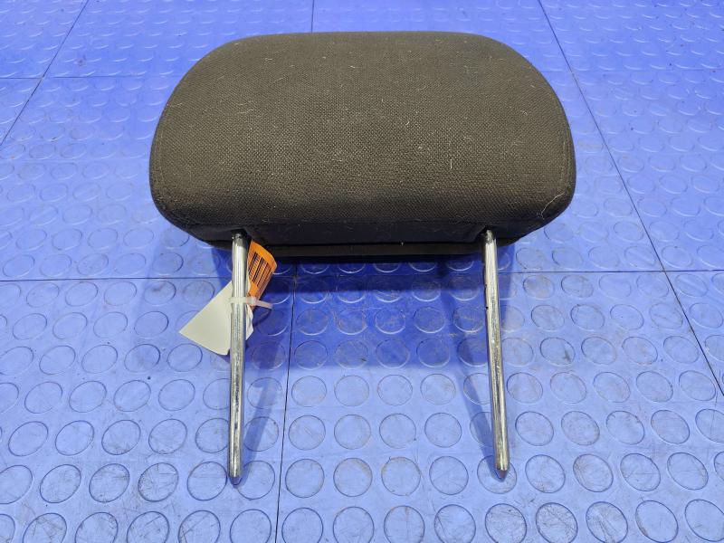 2010 Chevrolet Tahoe Headrest