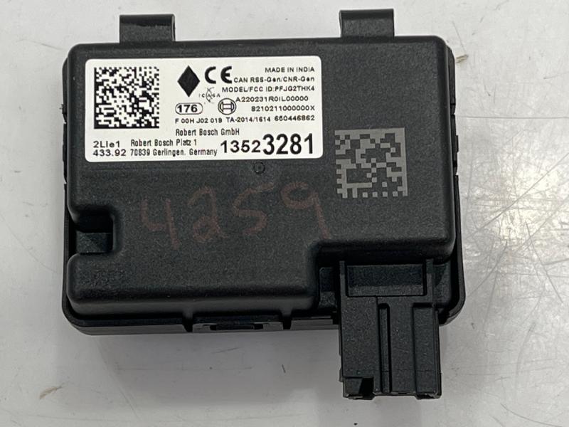 2019 - 2023 CHEVROLET BLAZER KEYLESS ENTRY RECEIVER CONTROL MODULE OEM 13523281