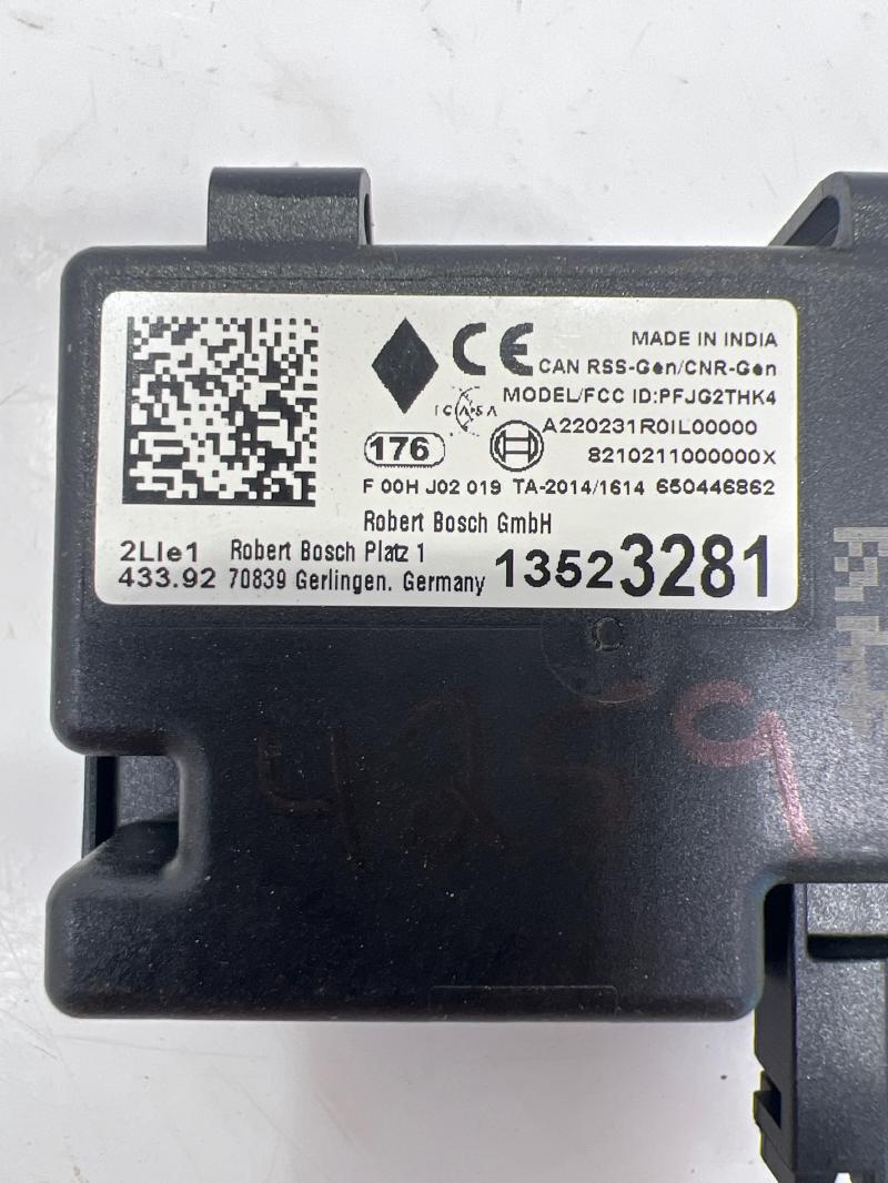 2019 - 2023 CHEVROLET BLAZER KEYLESS ENTRY RECEIVER CONTROL MODULE OEM 13523281