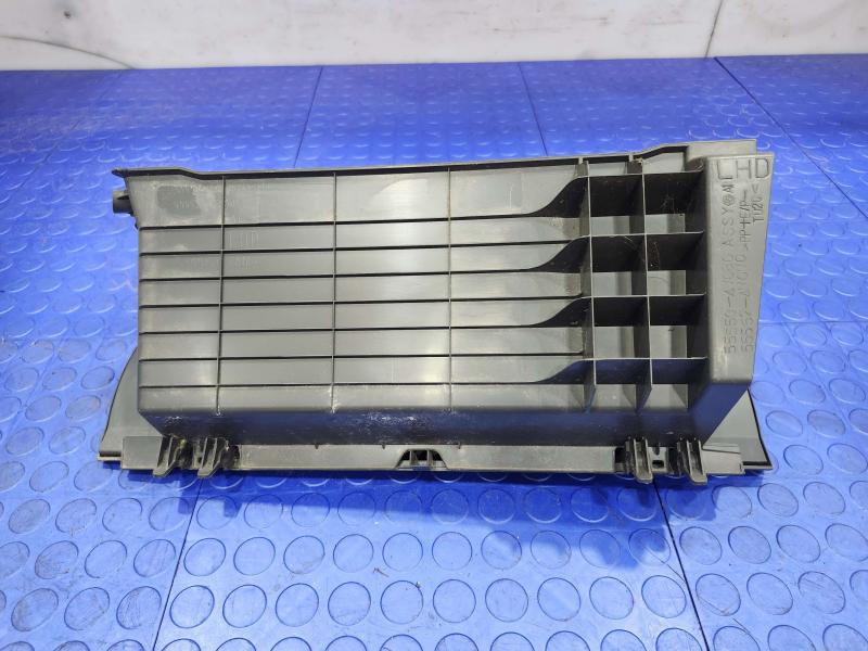 2010 Toyota Prius Glove Box