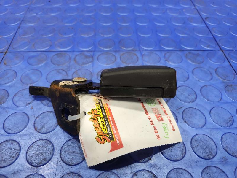 2015 Chrysler 200 Rear Seat Belt