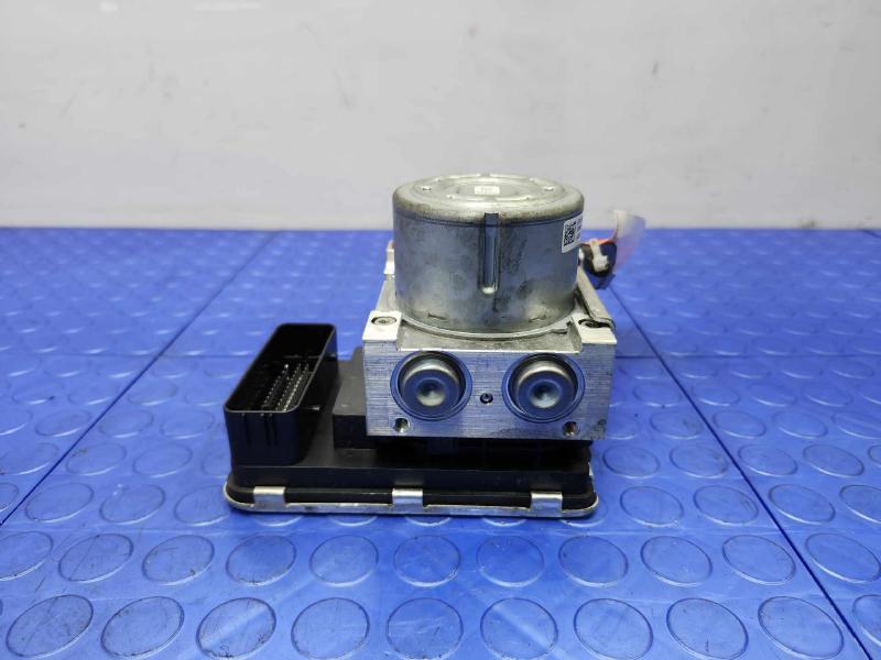 2018 Volvo S90 Anti-Lock Brake Parts