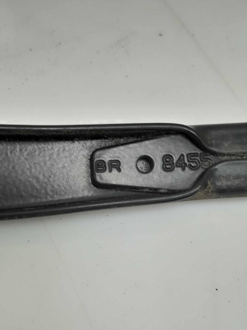2015 Jeep Cherokee Wiper Arm