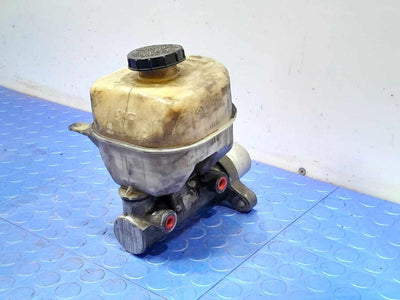 2013 Ford F-250 Super Duty Master Cylinder