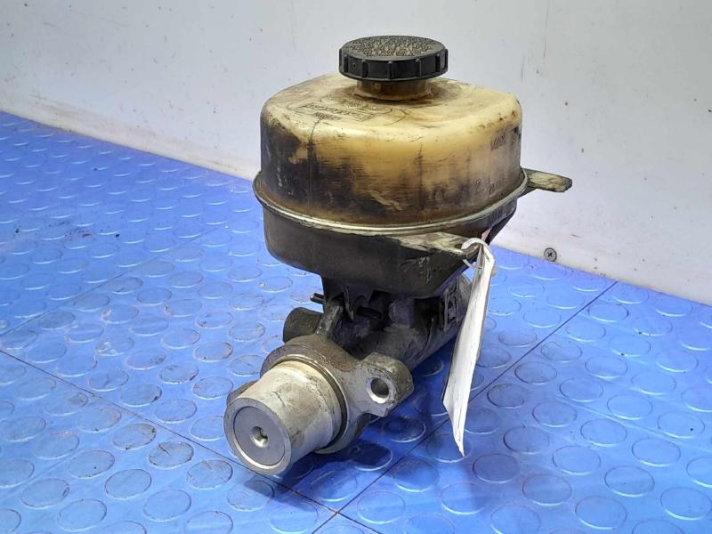 2013 Ford F-250 Super Duty Master Cylinder