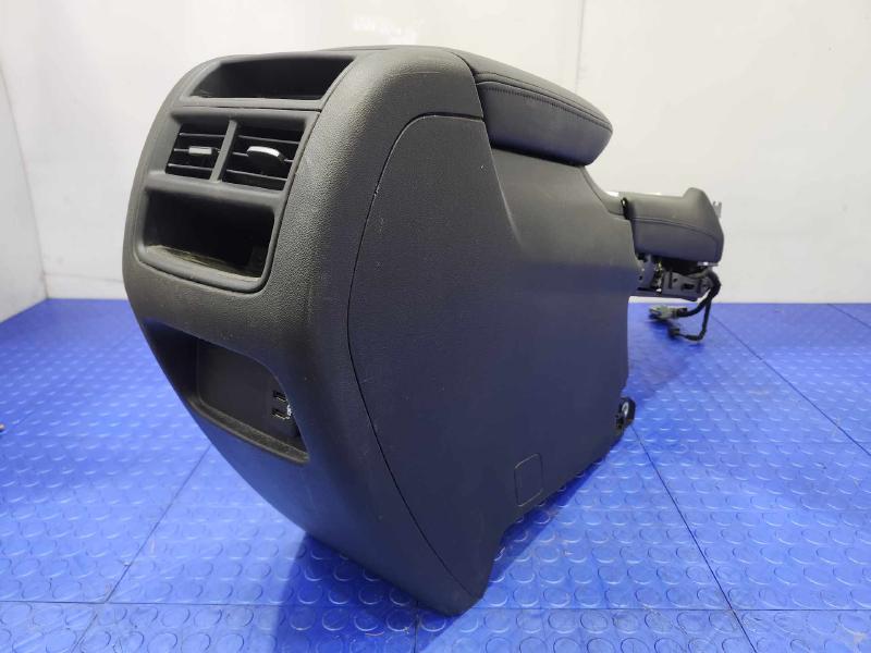 2017-2020 Cadillac XT5 AWD Center Console Assembly Black Leather OEM 84091256