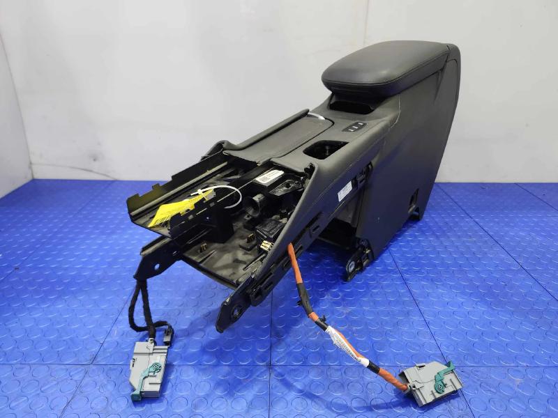 2017-2020 Cadillac XT5 AWD Center Console Assembly Black Leather OEM 84091256
