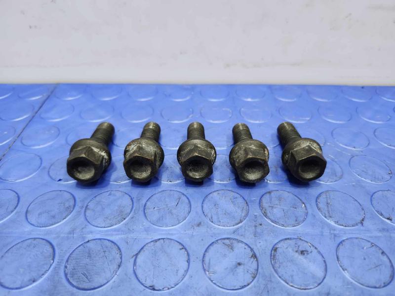 2003 BMW Z4 Lug Nuts