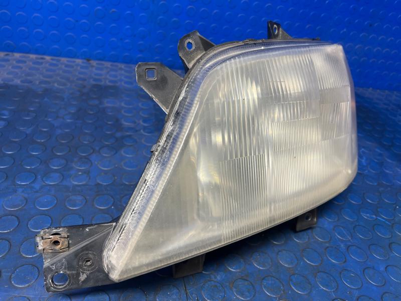 2005 Dodge Sprinter 2500 Headlamp Assembly