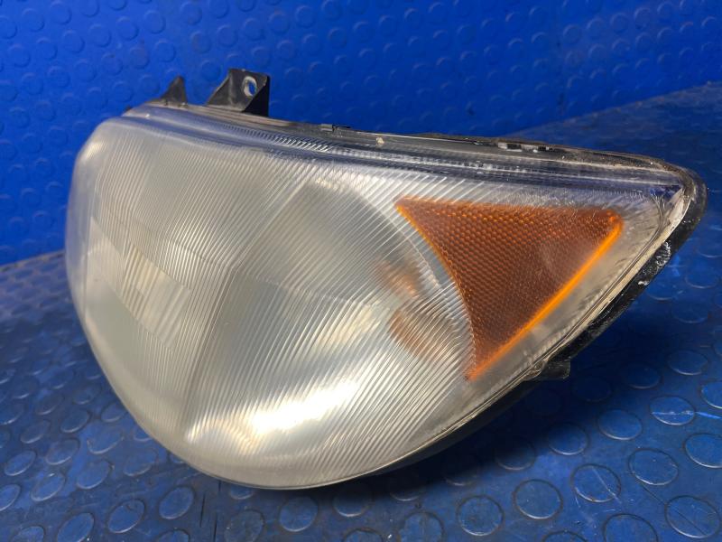 2005 Dodge Sprinter 2500 Headlamp Assembly