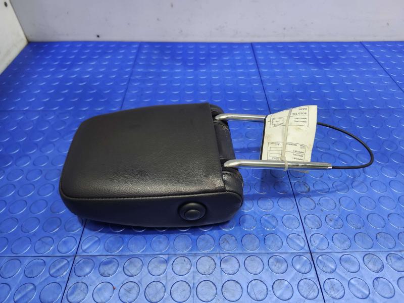 2018 Ford Expedition Headrest
