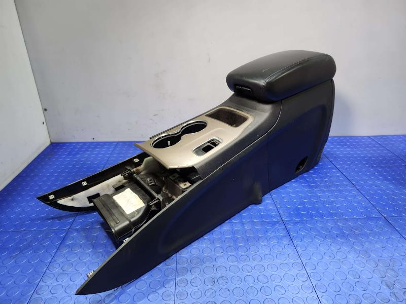 2015 Jeep Grand Cherokee Front Console