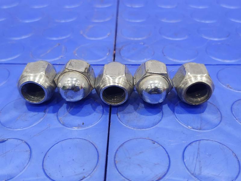 2012 Subaru Legacy Lug Nuts