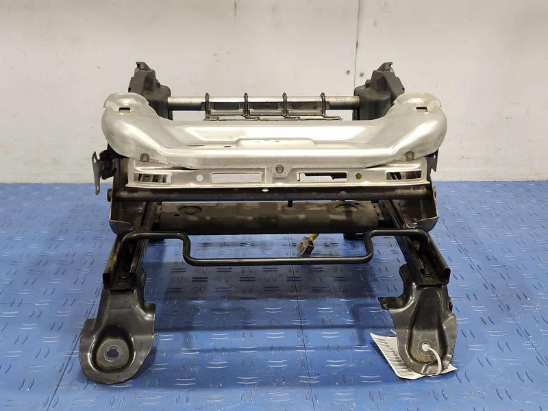 2018 Subaru Forester Seat Track