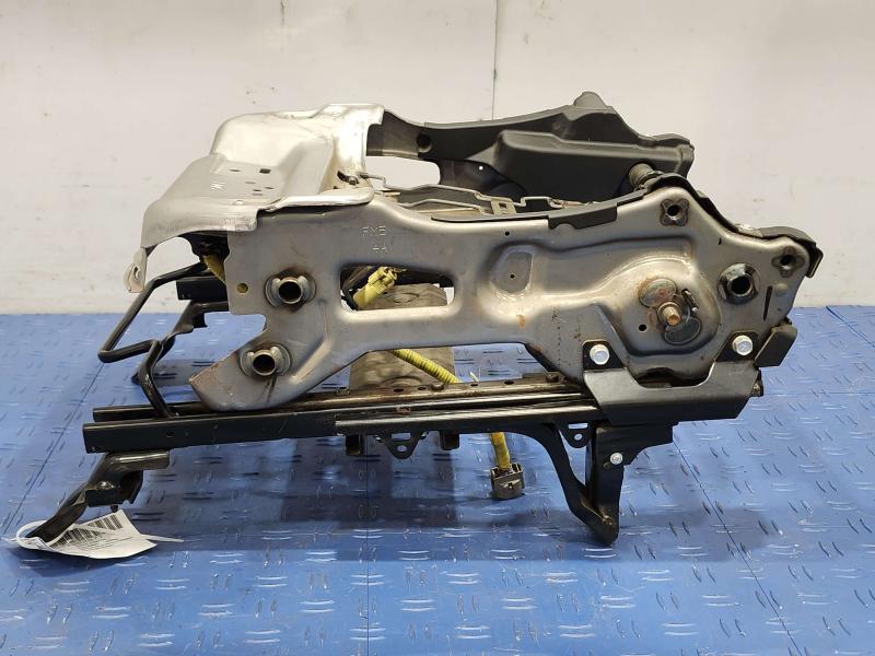 2018 Subaru Forester Seat Track