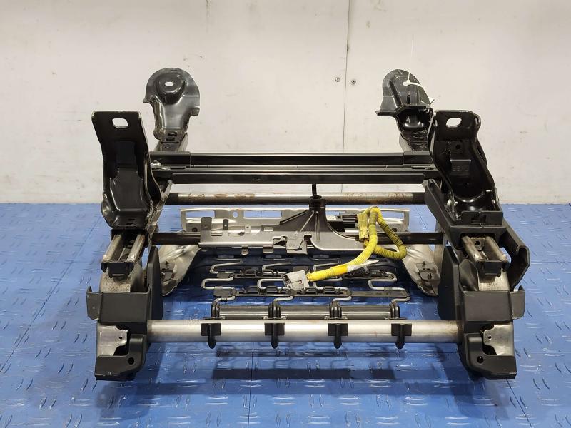 2018 Subaru Forester Seat Track