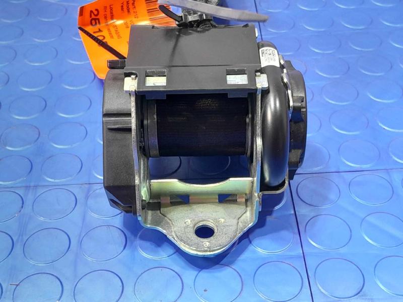 2018 Volvo S90 Rear Seat Belt
