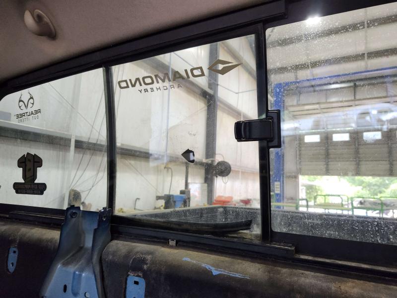 2002 Dodge Ram 1500 Back Glass/Window