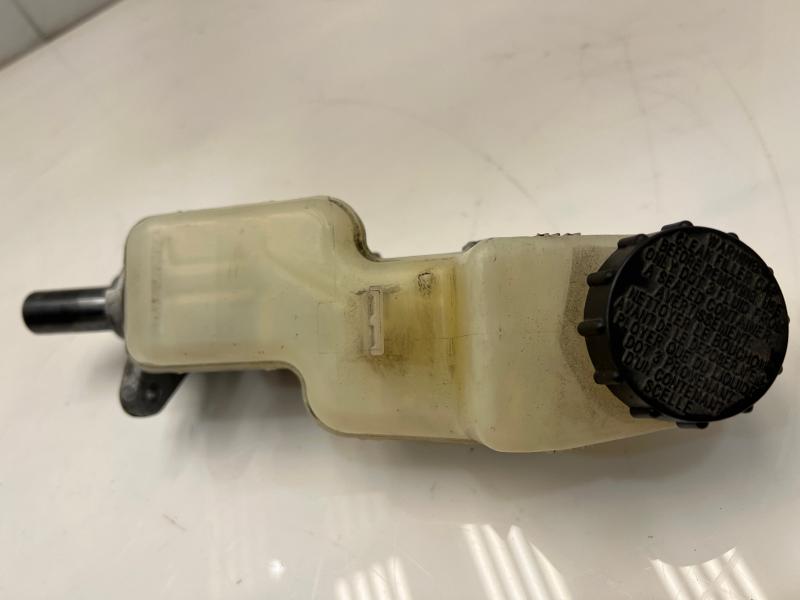 2014 - 2021 Mazda 6 Brake Master Cylinder Assembly OEM GHY54340Z