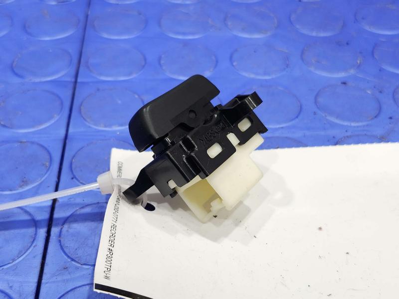 2010 Mazda Mazda3 Door Switch Front