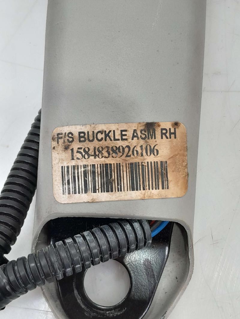 2007 Cadillac DTS Front Seat Belt