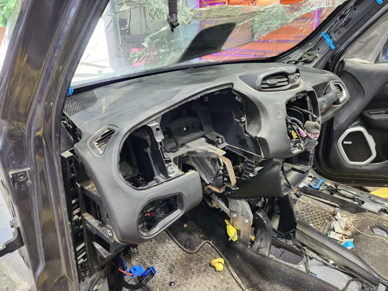2020 Jeep Renegade Dash Panel