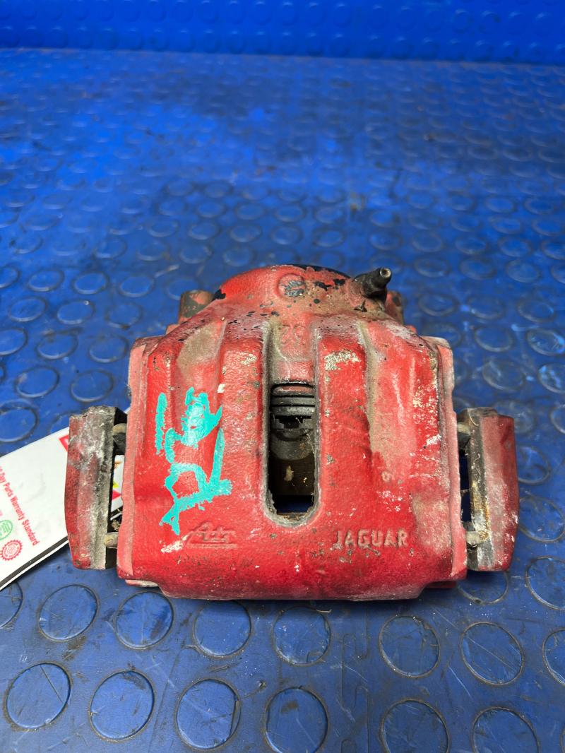 1997 1998 Jaguar XK8 Front Brake Caliper RH Passenger Side OEM JLM20078
