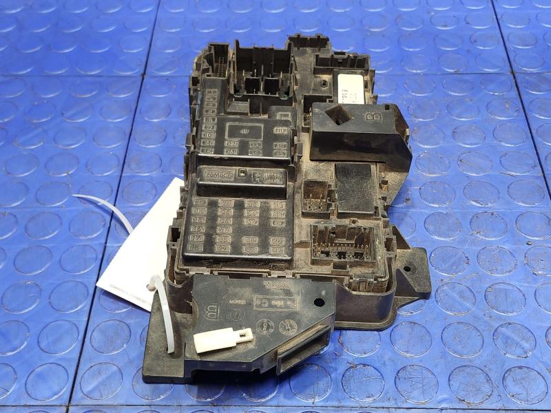 2012 Ford F-250 Super Duty Cabin Fuse Box