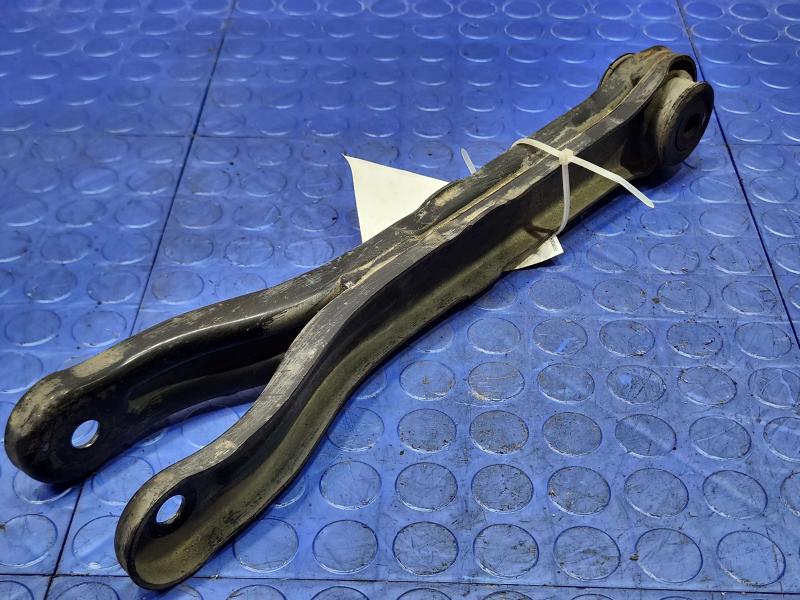 2015 Chevrolet Camaro Lower Control Arm Rr