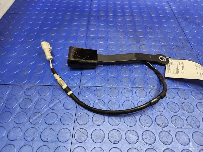 2011 Ford Edge Front Seat Belt