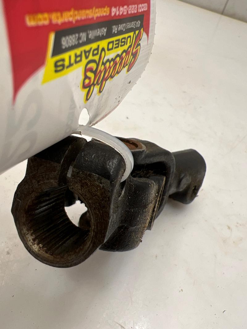 2001 - 2005 Toyota Rav4 Steering Slide Joint Universal Joint OEM 45209-17020