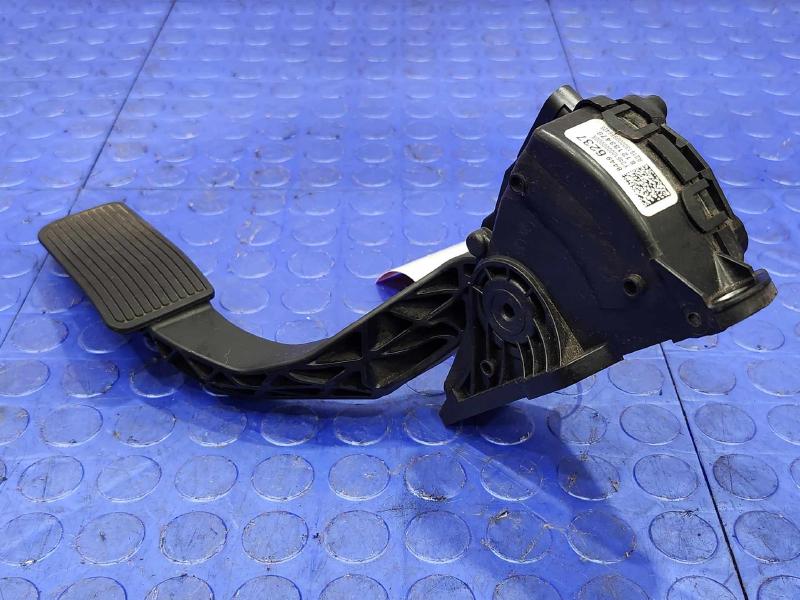 2019 Chevrolet Tahoe Pedal Assembly