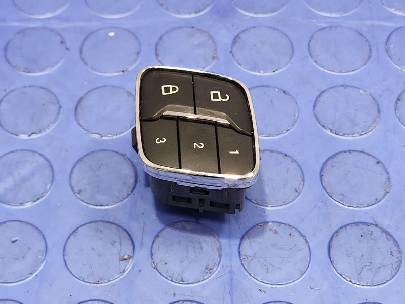 2018 Ford Expedition Door Switch Front