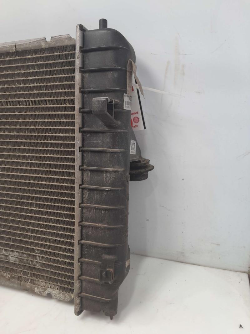 1999 Buick Park Avenue Radiator