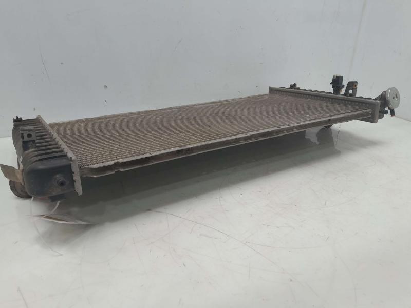 1999 Buick Park Avenue Radiator