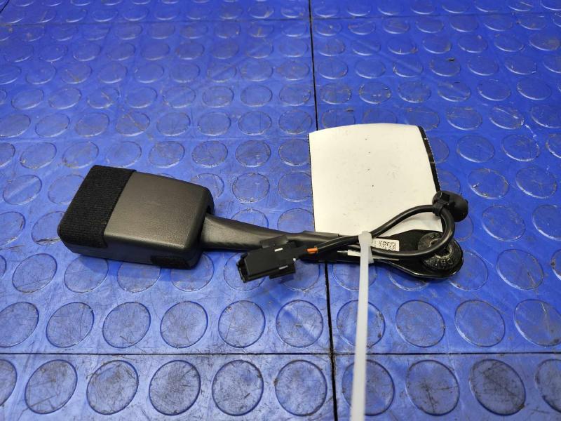 2024 Buick Envista Front Seat Belt