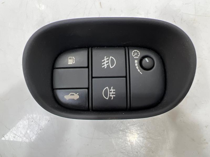 2007 - 2015 Jaguar Switch Bank - Trunk Fogs Fuel Door Rheostat OEM 6W8311654D