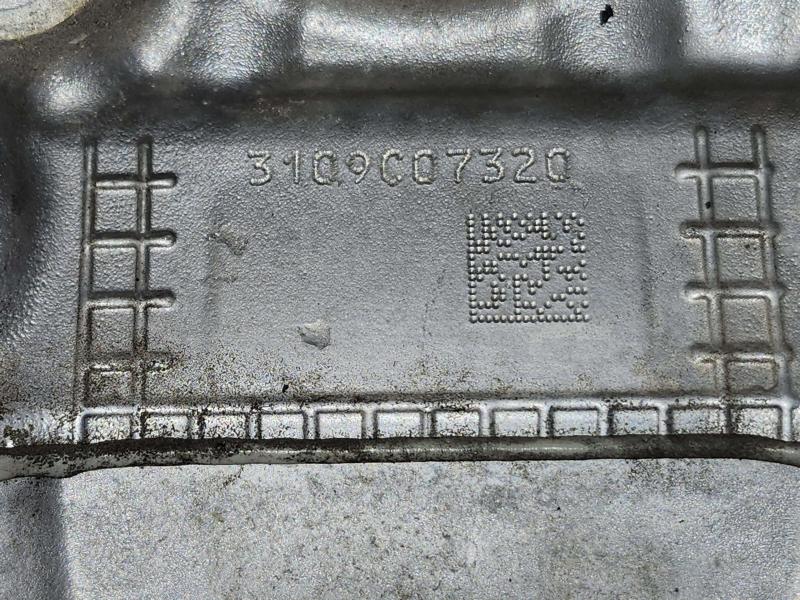 2010 Toyota Prius Cylinder Head