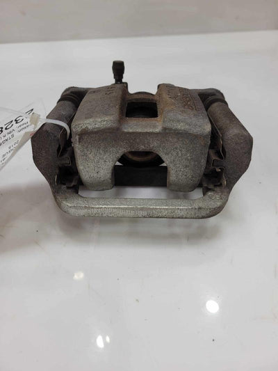 2015 Nissan Rogue Caliper