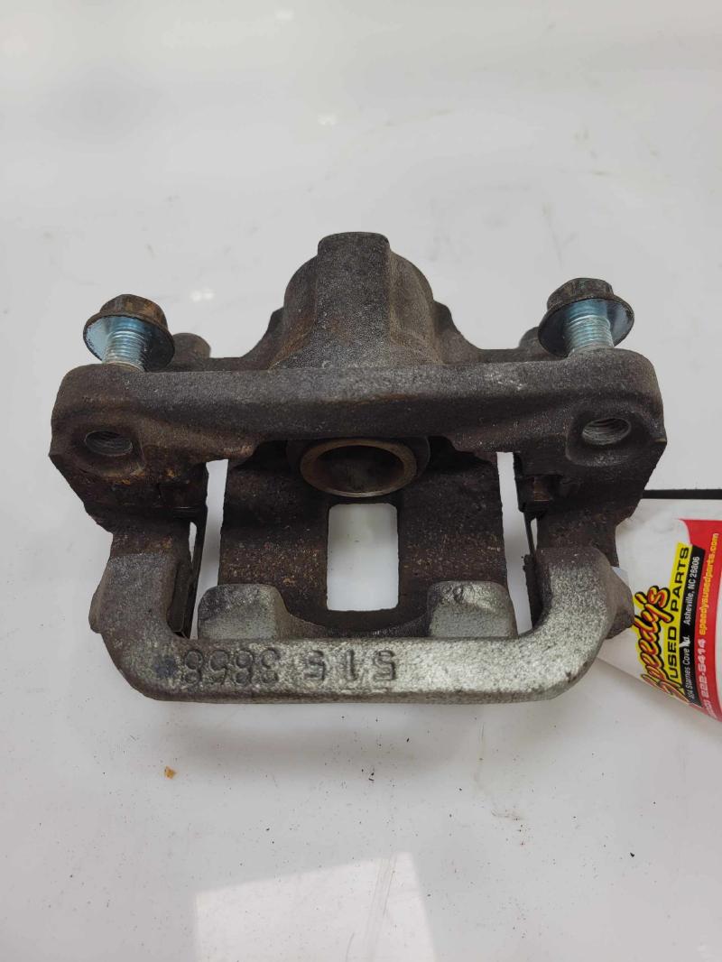 2015 Nissan Rogue Caliper